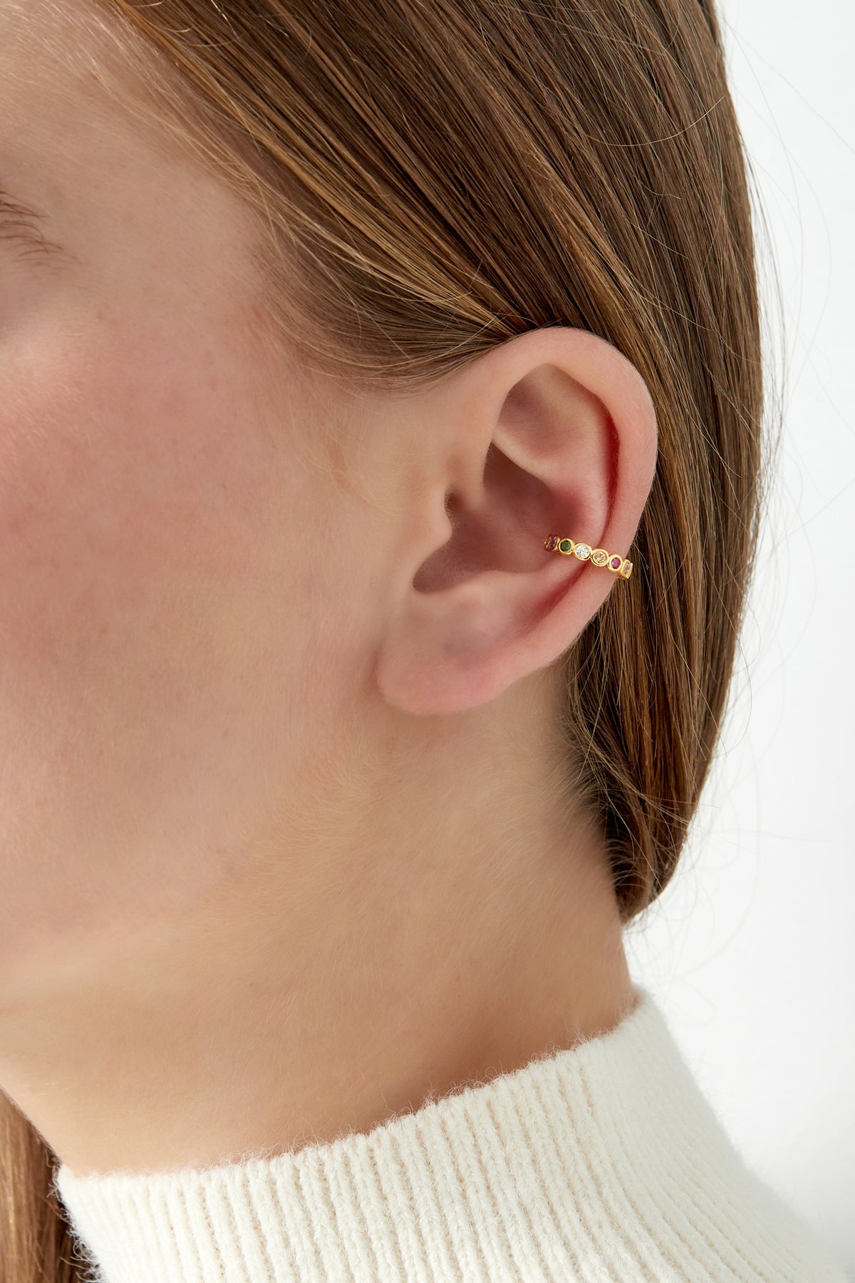 Ear cuff met gekleurde steentjes