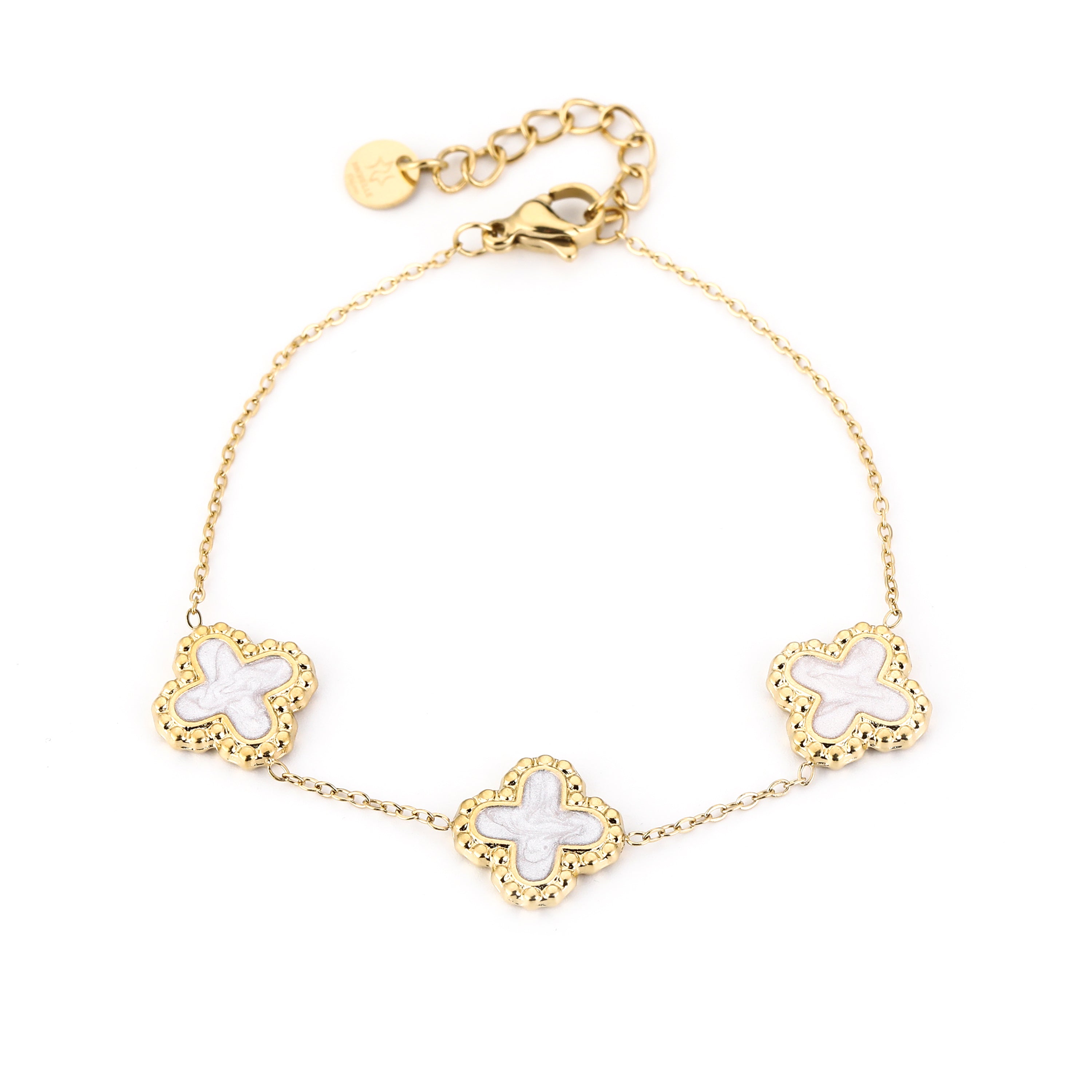 Minimalistische armband met klavertjes