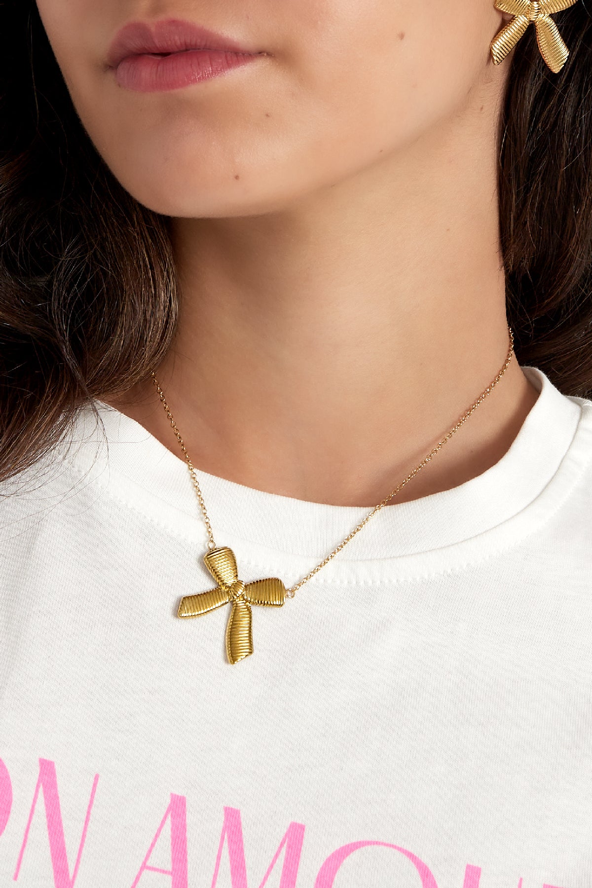 Minimalistische ketting met strik