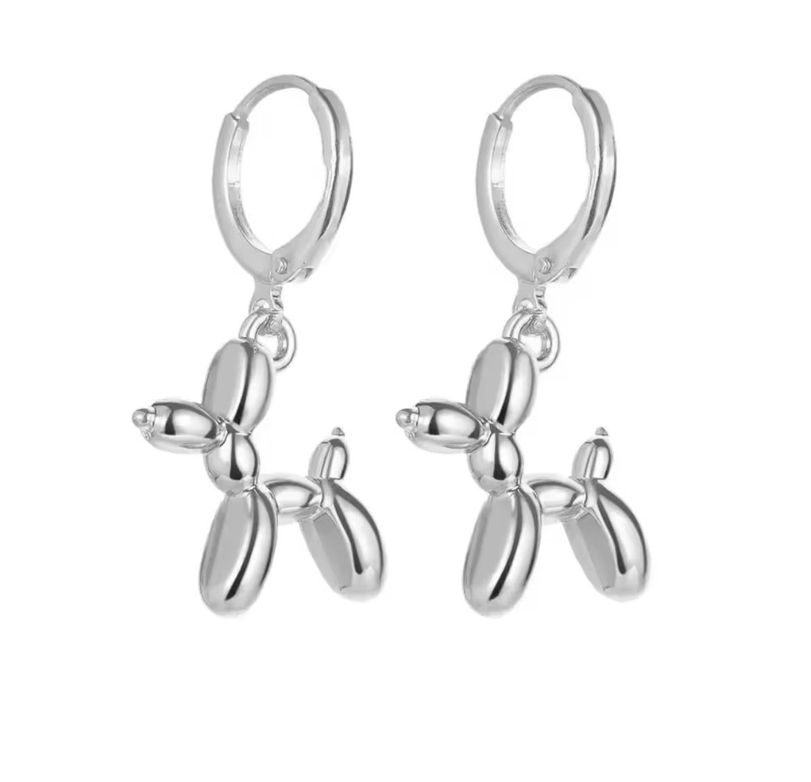 Minimalistische oorbellen ballon hond