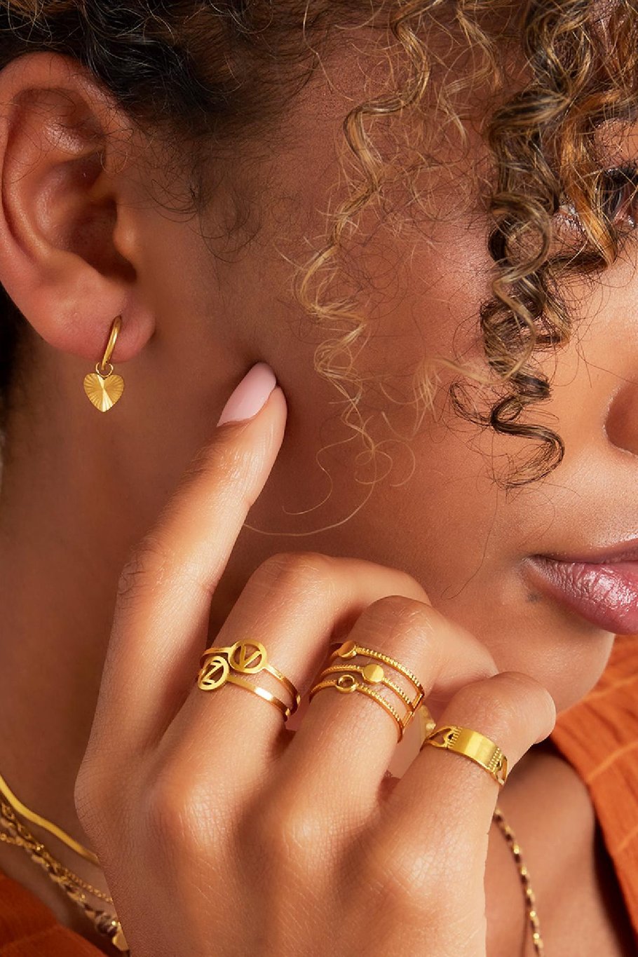 Minimalistische oorbellen hartje