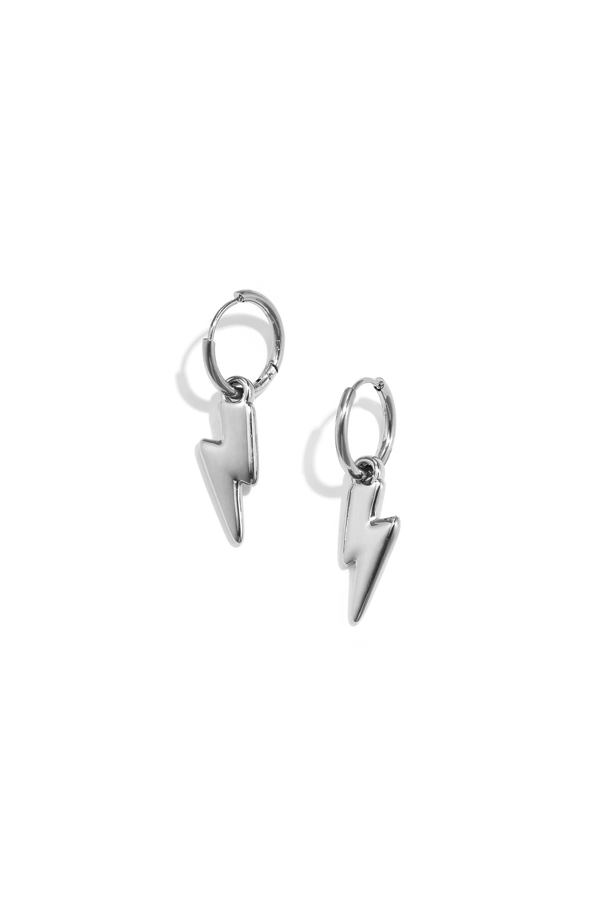 Zilverkleurige premium stainless steel oorhangers met bliksemschicht hanger