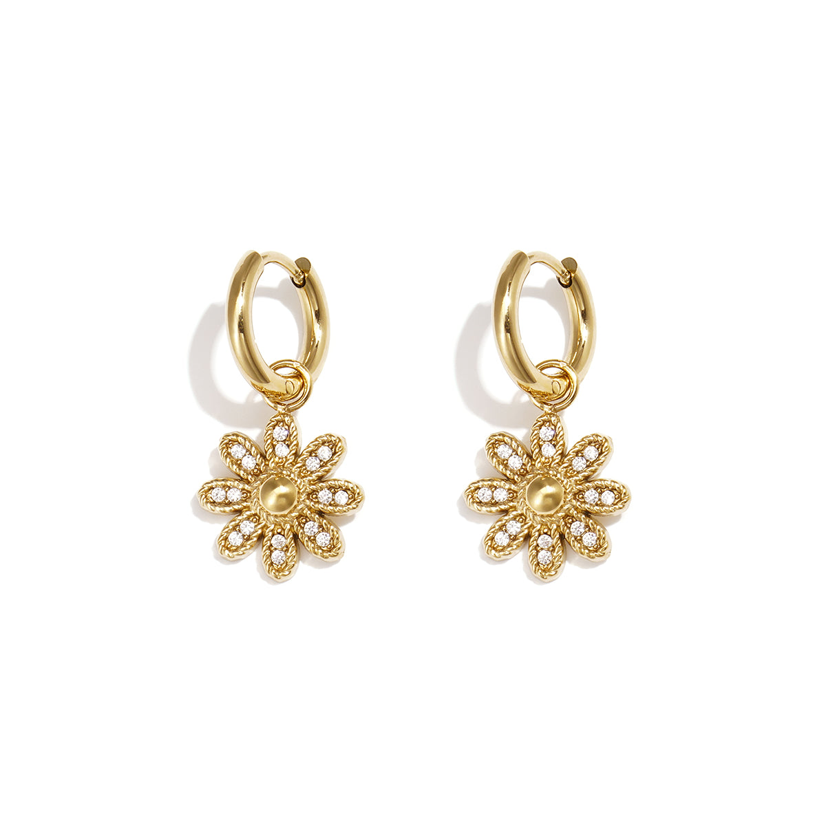Gouden oorringen met bloemhanger en strass