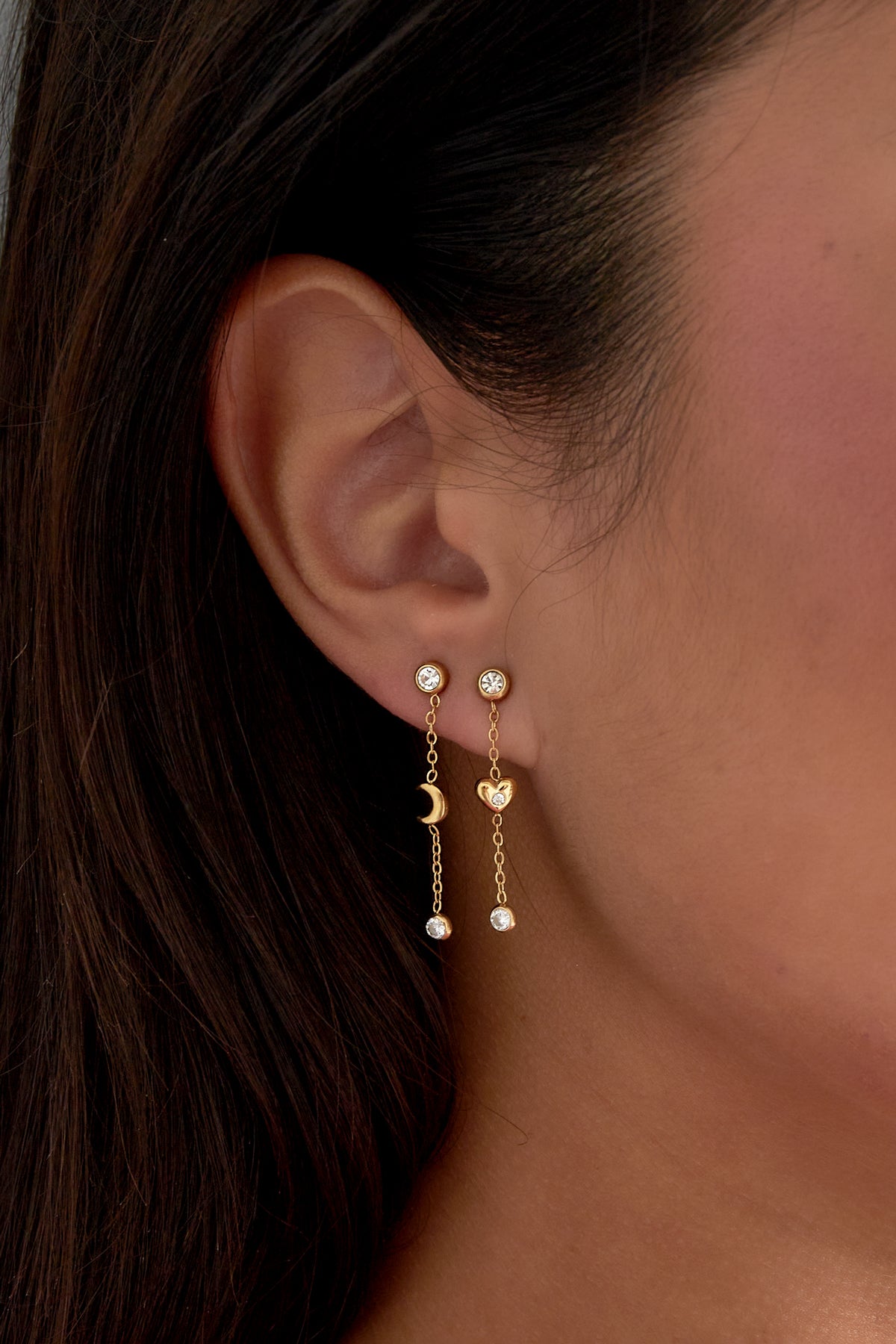 Minimalistische oorbellen met hartje en maantje