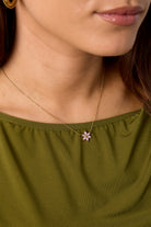 Minimalistische ketting bloem