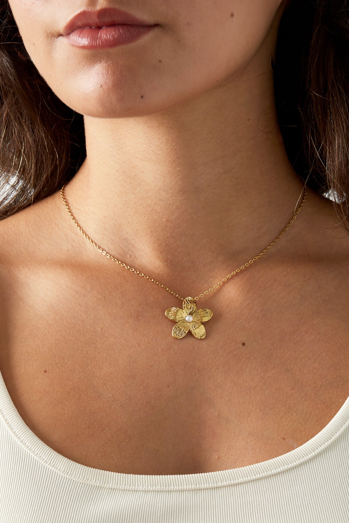 Minimalistische ketting met bloem