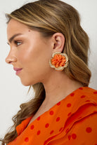 Statement oorbellen oranje bloem