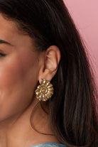 Statement oorbellen schelp
