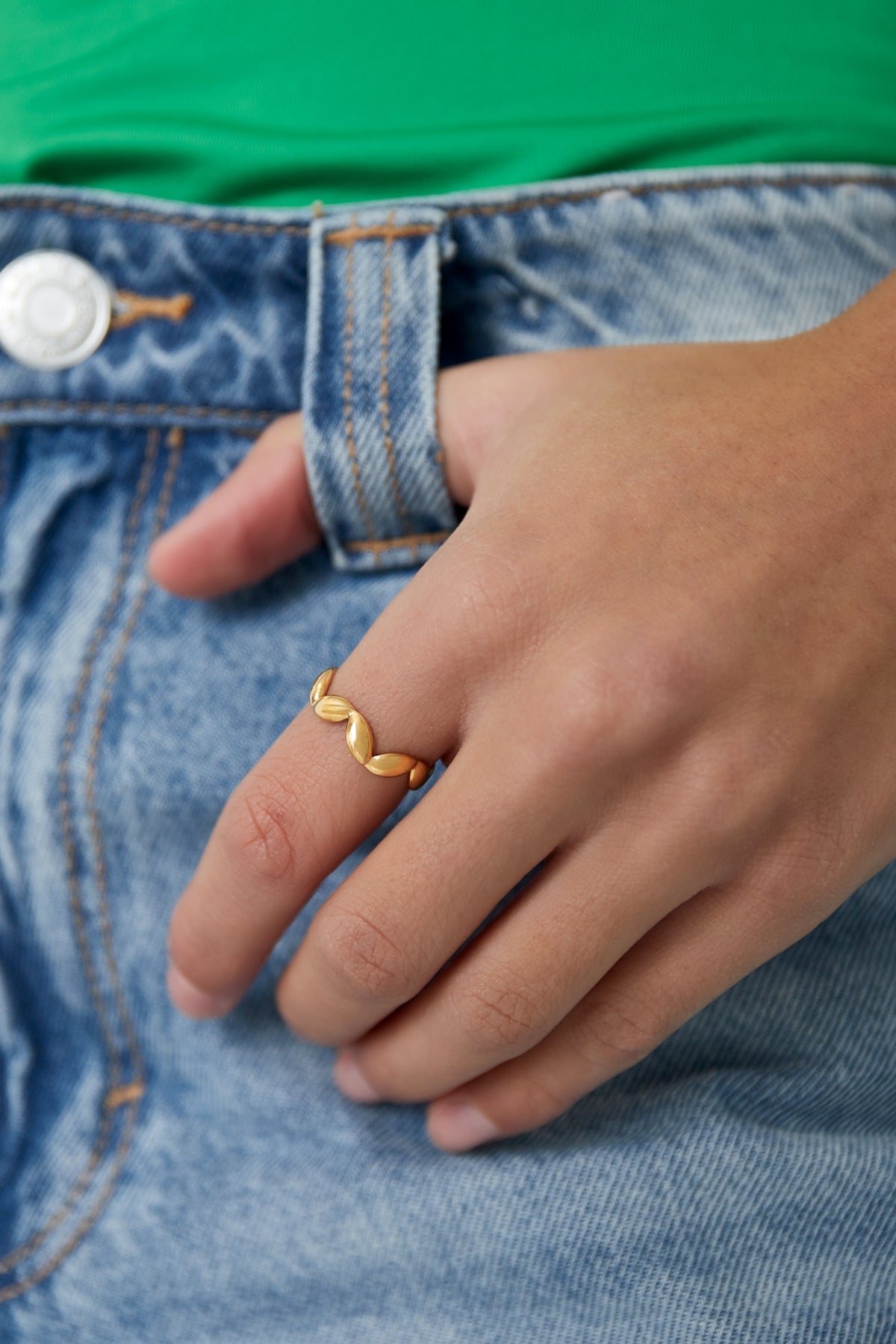 Verstelbare ring golvend